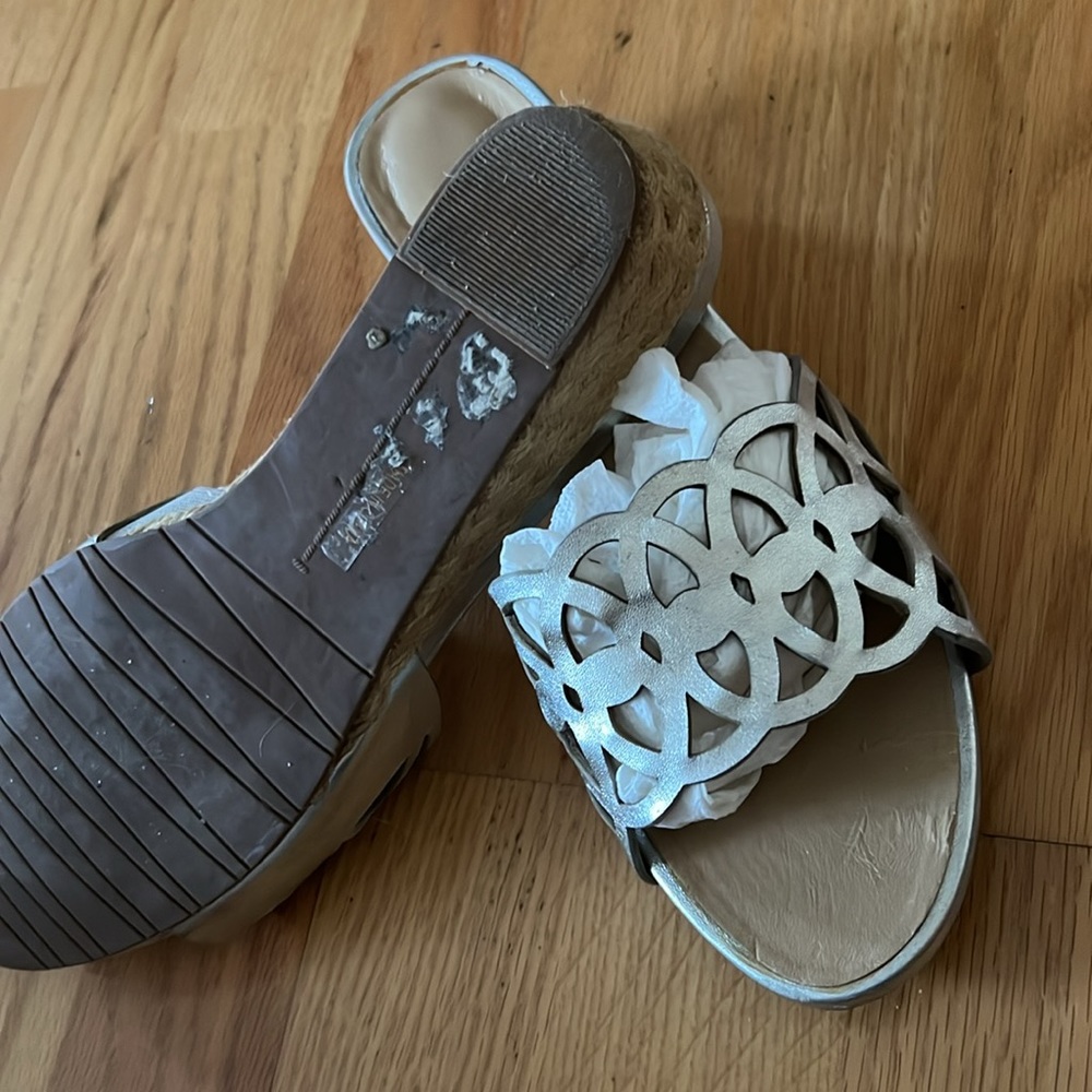 Neiman Marcus Sandals - Picture 2 of 4
